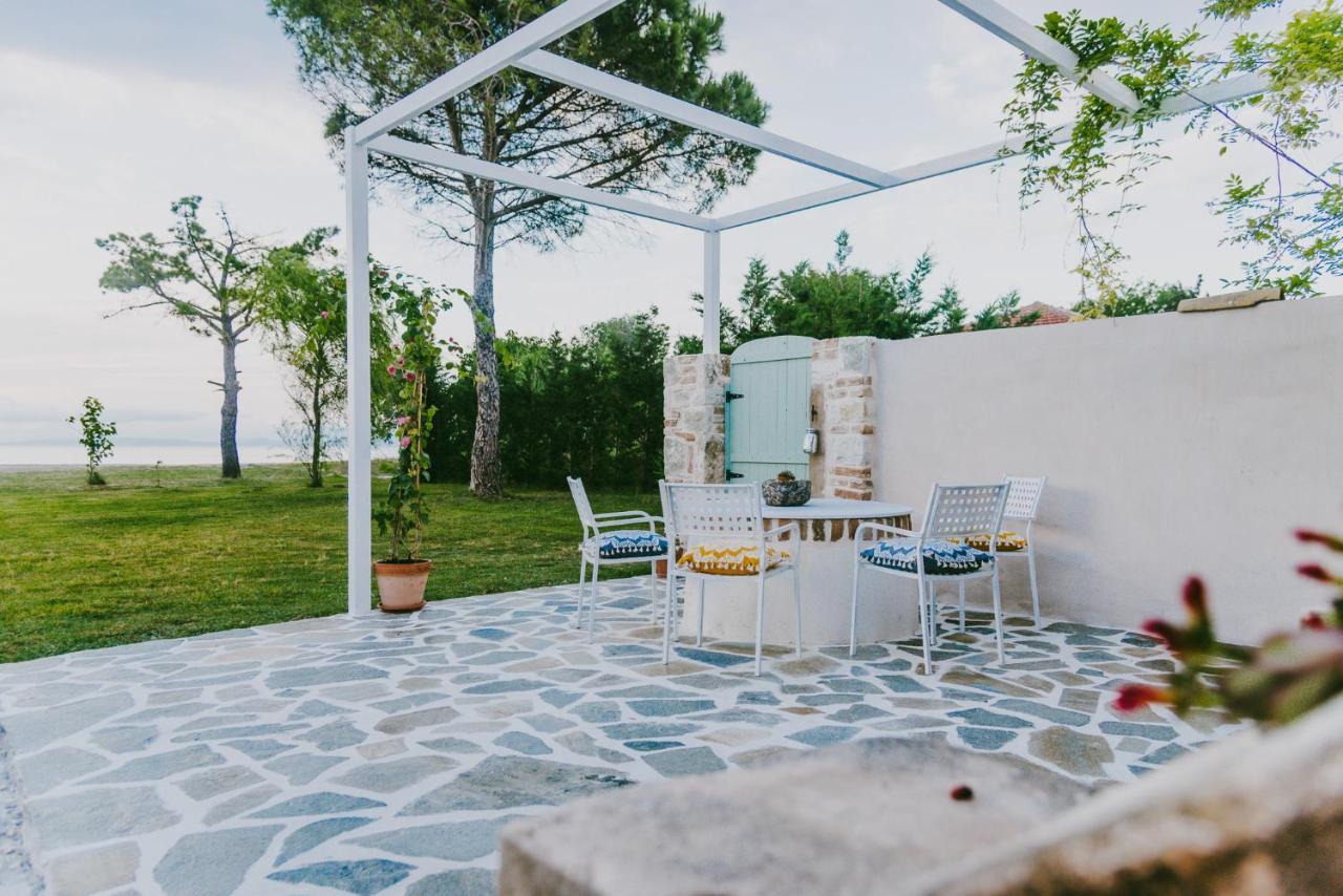 Appartement House By The Sea à Lefkimi Extérieur photo